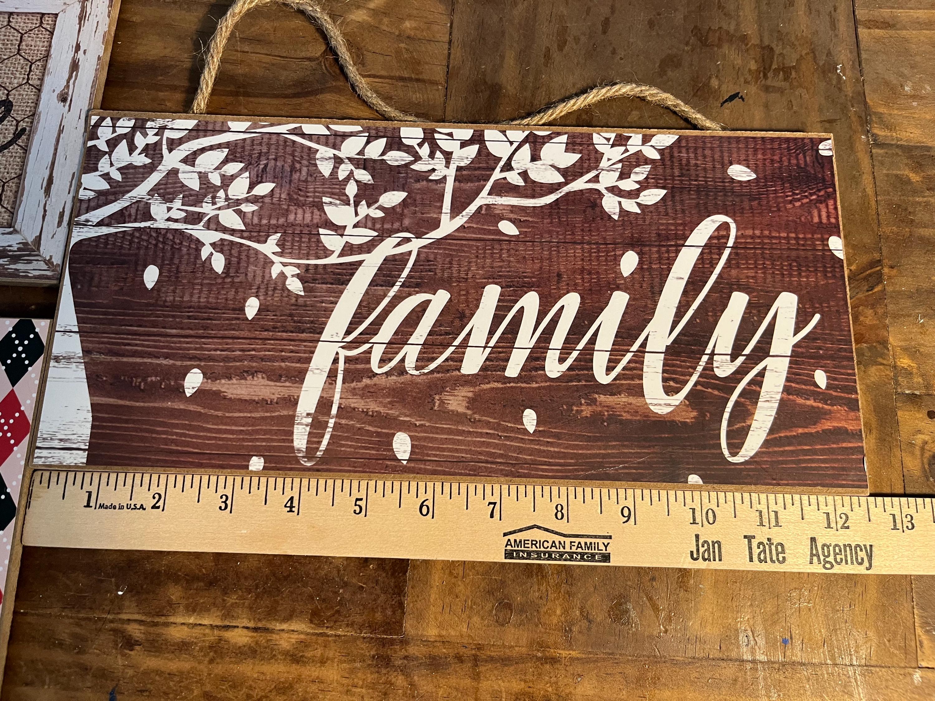 Rustic Family Tree Sign Rustic Family Tree Sign: Farmhouse Wreath Attachment, Wood Wall Decor ...