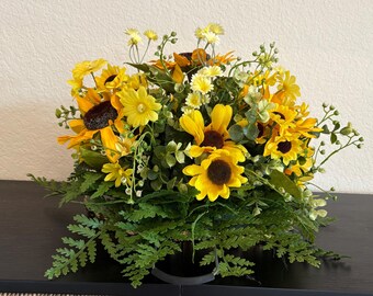 Sunflower Cemetery Saddle Spray, Yellow Summer Memorial Flowers, Grave Headstone Floral, Fall Funeral Blanket, Casket Decoration
