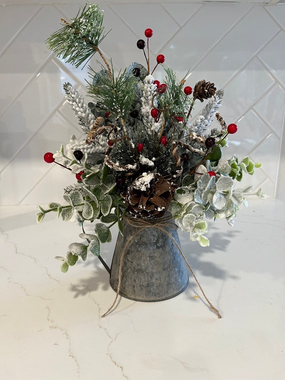 Rustic Country Christmas Floral Arrangement, Modern Farmhouse Winter  Centerpiece, Holiday Tabletop Decor 