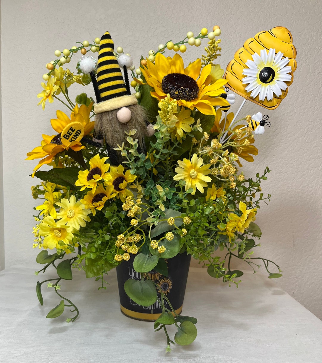 Sunflower Daisy Floral Arrangement Gnome Bee Table Centerpiece Honey ...