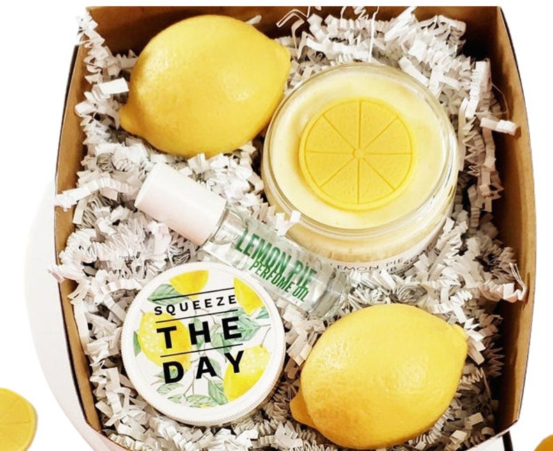 Spa Gift / Gift for Her / Bath Gift Set / Lemon Spa Gift Set / Gift for Mom / Birthday Gift / Thank you Gift / Bath and Body Gift / Friend image 1