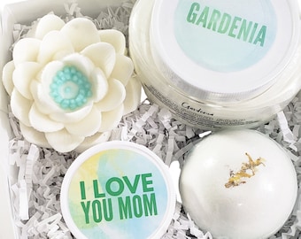 Spa Gift Set / Gardenia Spa Gift Basket / Birthday Gift Ideas for Woman / Mothers Day Gift / Gift for Mom / Gift for Grandma /Bath Bomb Gift