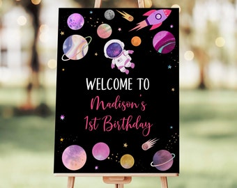 Signe de bienvenue d'anniversaire dans l'espace modifiable fille rose astronaute galaxie planètes garçons fête de l'espace lune système solaire téléchargement numérique A654