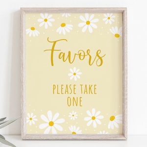 Daisy Birthday Party Favor Sign Retro Daisy Birthday Boho Yellow Daisy Party Girl Flower First Birthday Printable Digital Download A691