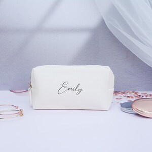 Personalized Leather Cosmetic Bag, Custom Monogram Makeup Bag, Bridal Gift image 5