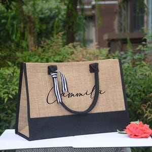 Sac fourre-tout en jute personnalisé avec prénom, cadeau de demoiselle d'honneur pour mariage, proposition d'enterrement de vie de jeune fille, cadeau fête des mères, cabas de plage pour elle