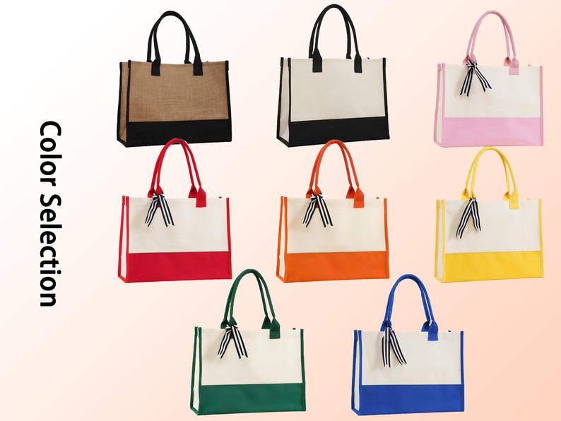 K&ouml;nnte beinhalten: Eine Auswahl an Tragetaschen in verschiedenen Farben, darunter Braun, Schwarz, Rosa, Rot, Orange, Gelb, Gr&uuml;n und Blau. Jede Tasche hat eine kontrastierende Bodenplatte und Griffe mit einem dekorativen Band an den Griffen. Die Taschen werden vor einem hellen Hintergrund pr&auml;sentiert.