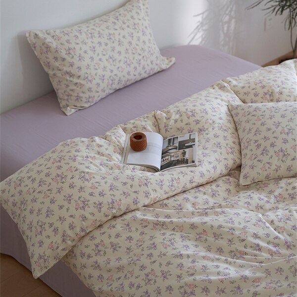 Double White Floral Duvet Cover