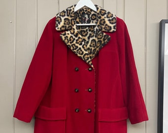 Vintage PENGUIN FASHIONS 60s 70s Red Wool Coat with Leopard print. Size medium.