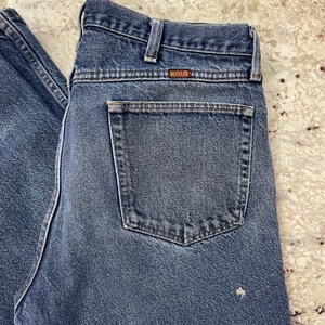 Are rustler jeans made by cheap wrangler
