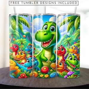 K&ouml;nnte beinhalten: Ein Set aus drei Edelstahl-Bechern mit einem farbenfrohen Cartoon-Design, das einen gr&uuml;nen Dinosaurier und andere Dinosaurier in einer Dschungelkulisse zeigt. Die Becher sind perfekt f&uuml;r hei&szlig;e oder kalte Getr&auml;nke.