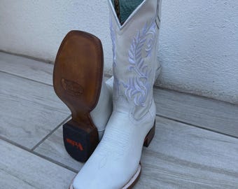 Witte cowgirl-laarzen met vierkante neus