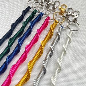 Custom Spiral Tzitzits | Choose Your Colour | Handmade Clip-On Tzitzit Fringes | Hebrew Israelite Garments | Everyday Commandment Wear