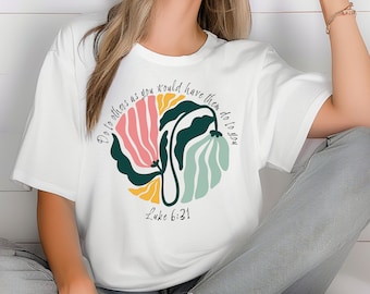 Camiseta Boho Cristã: Camiseta Comfort Colors Matisse Floral com Versículo Bíblico