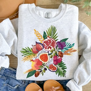 7 species Israel sweatshirt, am israel chai, Jewish gift, Hebrew gift, The people of Israel live, Rosh Hashanah gift, Jewish holiday, sukkot