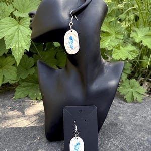 Dangle earrings