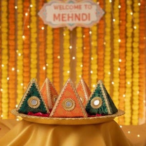 Triangle foldable Mehendi Party Favor, Desi Wedding Keepsakes, Dholki Party Favour
