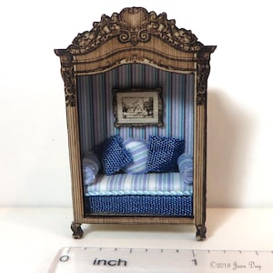 KIT French Country Armoire Leseecke Blaue Streifen Laser Cut Viertel Maßstab 1:48 Puppenhaus Miniatur LC054