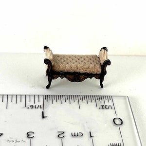 KIT gefütterte Bank oder Hocker Kit, Laser geschnittene und gravierte Miniatur im Maßstab 1:48, angeboten jetzt in 5 Farben, DIY Kit, LC225