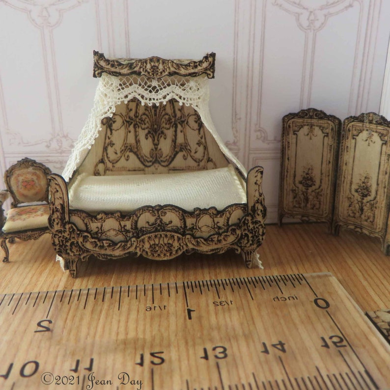 KIT French Canopy Bed, quarter scale, Laser Cut, Engraved, French laces, silks included, 1:48 kit LC093 Dollhouse Miniature image 4