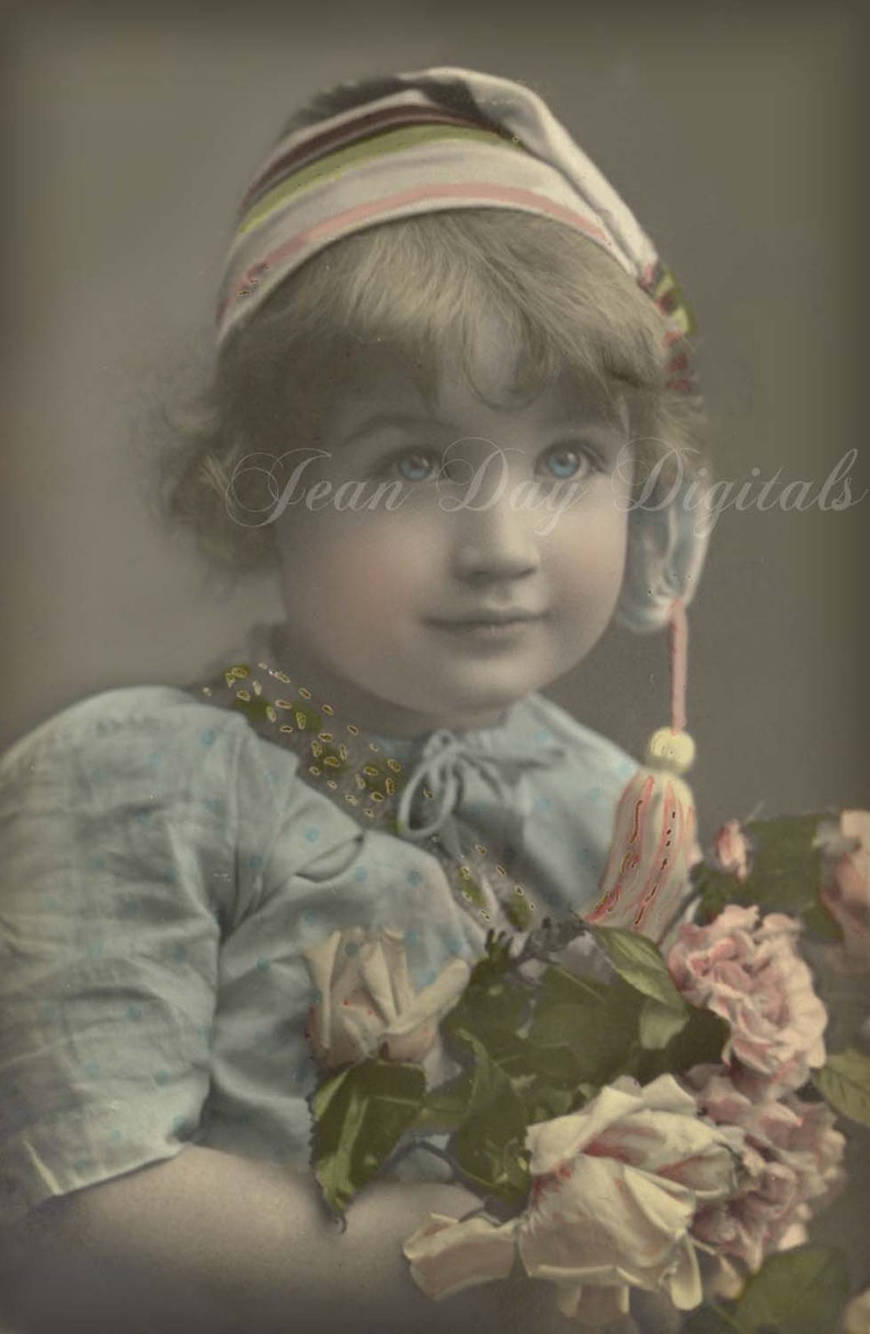 Suzanne Azure Holding Flowers Young Girl French Postcard - Etsy