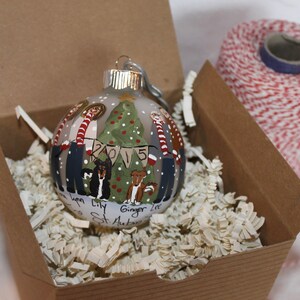 Family Christmas Ornament Personalized with Candy Stripe Scarves Design SMALL Ornament Bild 2