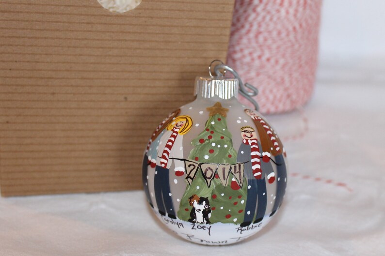 Family Christmas Ornament Personalized with Candy Stripe Scarves Design SMALL Ornament Bild 3