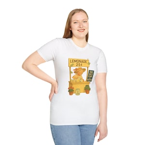 Vintage Lemonade Stand T-Shirt, Summer Tee, Cute Gift, Unisex Shirt, Retro - Unisex Tee, Lemon Shirt, Gift for Him/Her, Vintage T-Shirt,