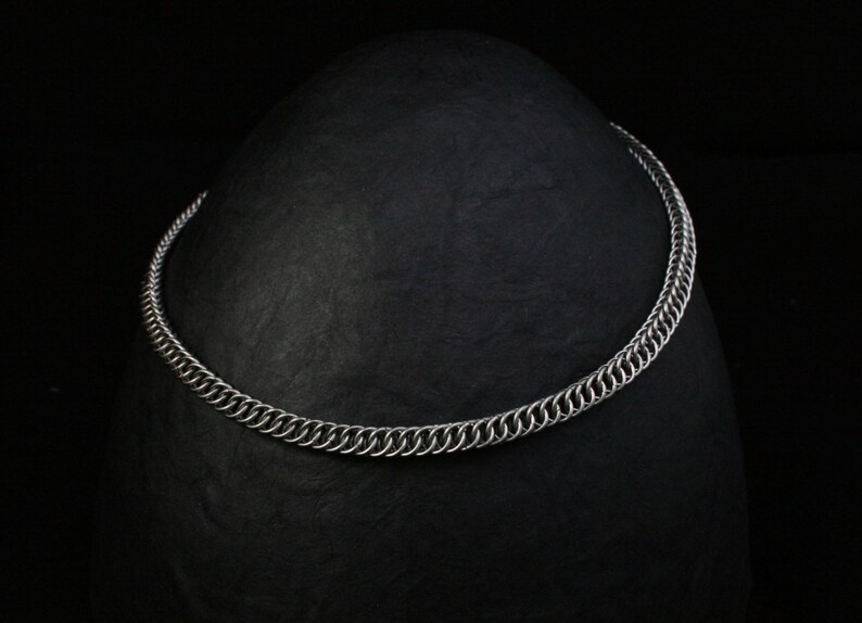 Halskette aus Edelstahl aus Kettenringen in Half Persian Kettengewebe. Schmuck von KettenKunst