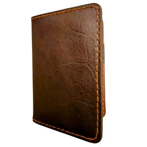 Funda para pasaporte/cartera de viaje hecha a mano de piel de vacuno curtida vegetal