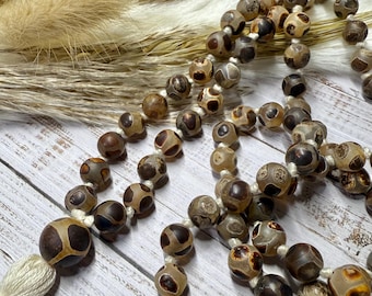 Agate 108 Bead Knotted Mala - Prayer Beads, Meditation Beads - Yoga Necklace - 42 inches