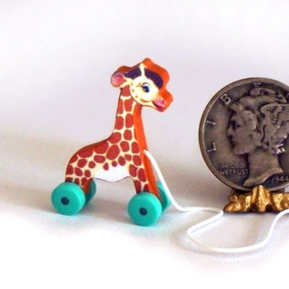 giraffe pull toy