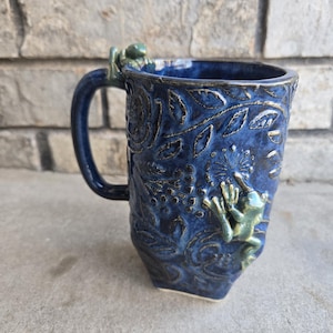 Large Floral Lizard/Frog Mug image 3
