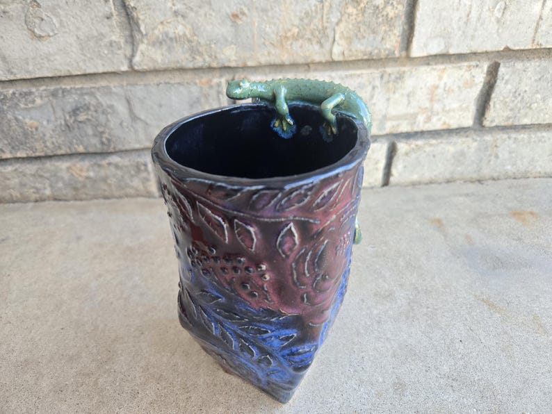 Large Floral Lizard/Frog Mug image 14