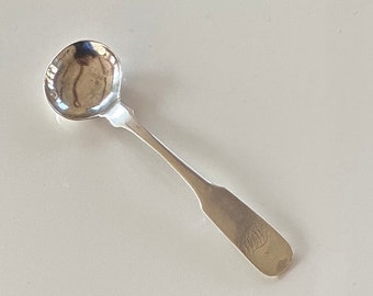 1825-46 American Salt Spoon by Robert and William Wilson of Philadelphia Coin Silver