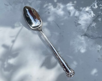 1895 Frank M Whiting 'Neapolitan - King’s Court ' Sterling Silver *Very* Large 12.75"  Serving Spoon (163 grams)