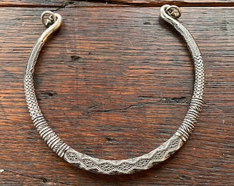 1910 Antique North Indian Silver Torque Necklace Tribal Decorated Choker or Torque Necklace Solid Silver (186 grams)