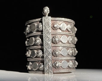 Yemeni Tribal Sterling Silver Bracelet (6 3/8")