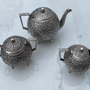 1880 Important Silver Kutch Bachelor Tea Set (943 grams) Probably Oomersi Mawji