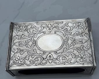 C. 1920 Dutch Sterling Silver Matchbox by Zaanlandse