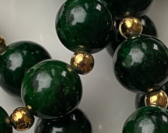 Hunter Green and Gold Glass Bead Necklace (31")