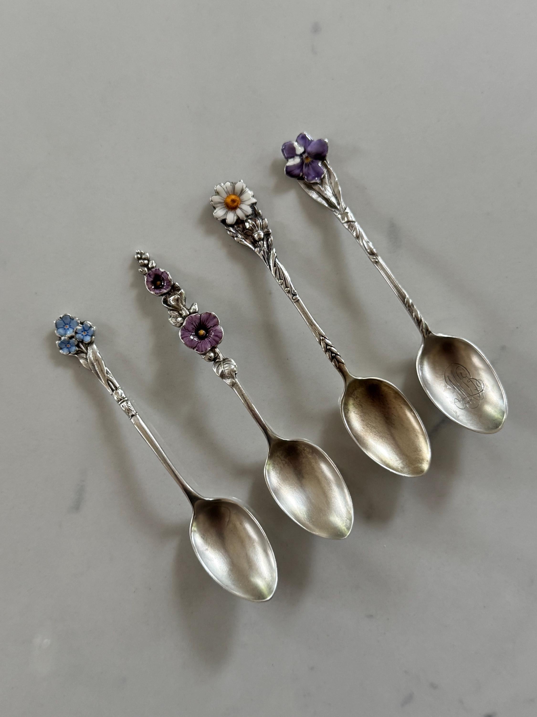 【米国／リード＆バートン】純銀 スターリングシルバー／トング「レ・サンク」 米国／リード＆バートン】純銀 スターリングシルバー／トング「レ