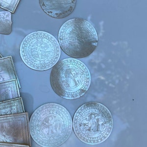 1820-1840 Chinese Mother of Pearl Gaming Tokens image 9