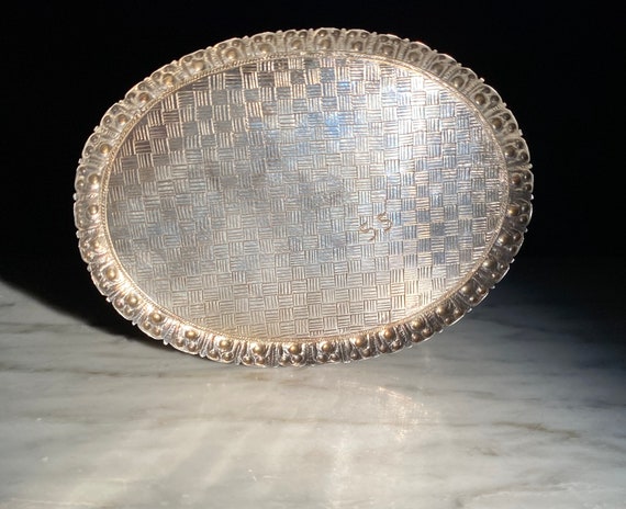 Antique Burmese Solid Silver Covered Box (267 gra… - image 7