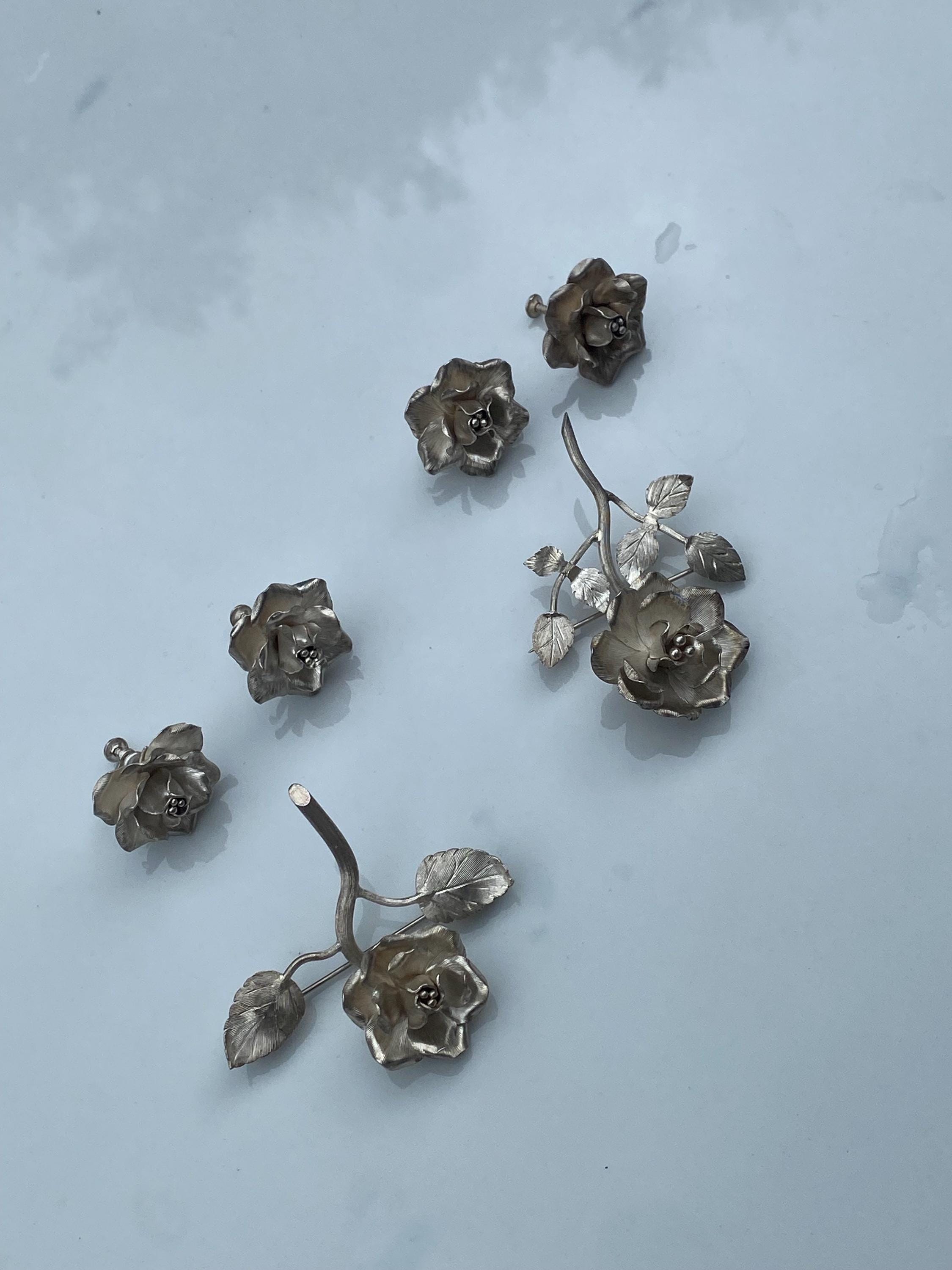 Taxco Dulce Plateros工房メキシコシルバー925 ブローチ Vintage Sterling Silver Taxco Mexican Rose Brooch and Screw Back