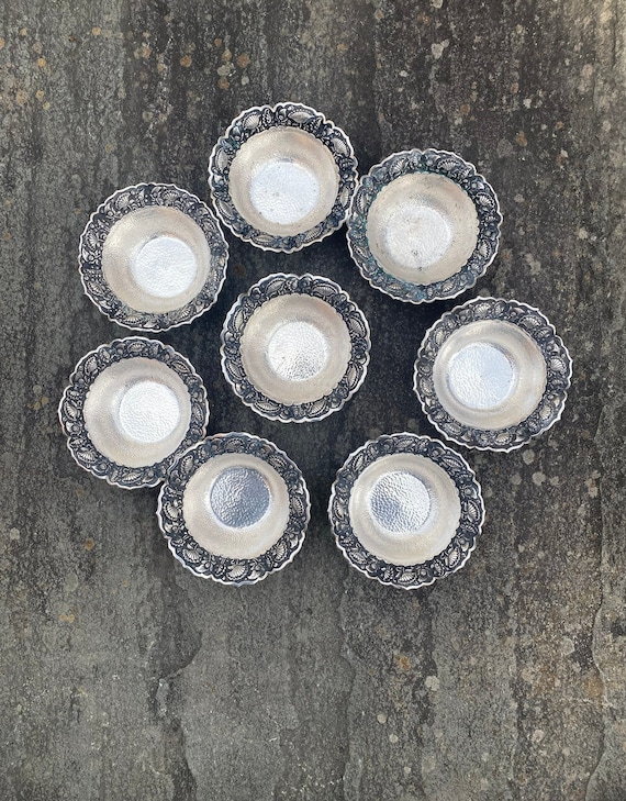 1950 Indonesian Yogya 800 Silver Soup Bowls by Tom Echt (796 Grams