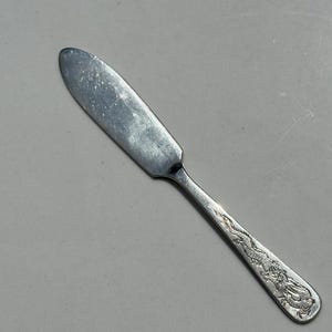 1900 Chinese Export Silver Butter Knife