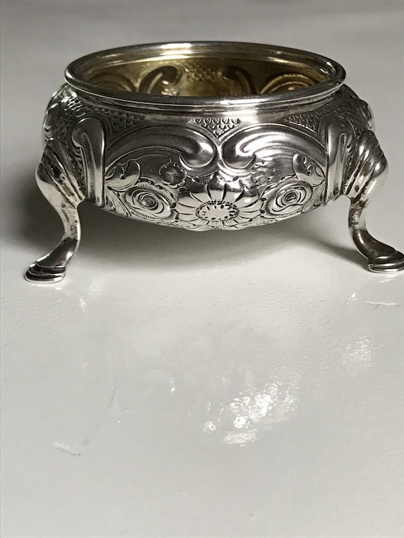 1854 William Mann London Sterling Silver Salt Cellar Victorian - 87.5g