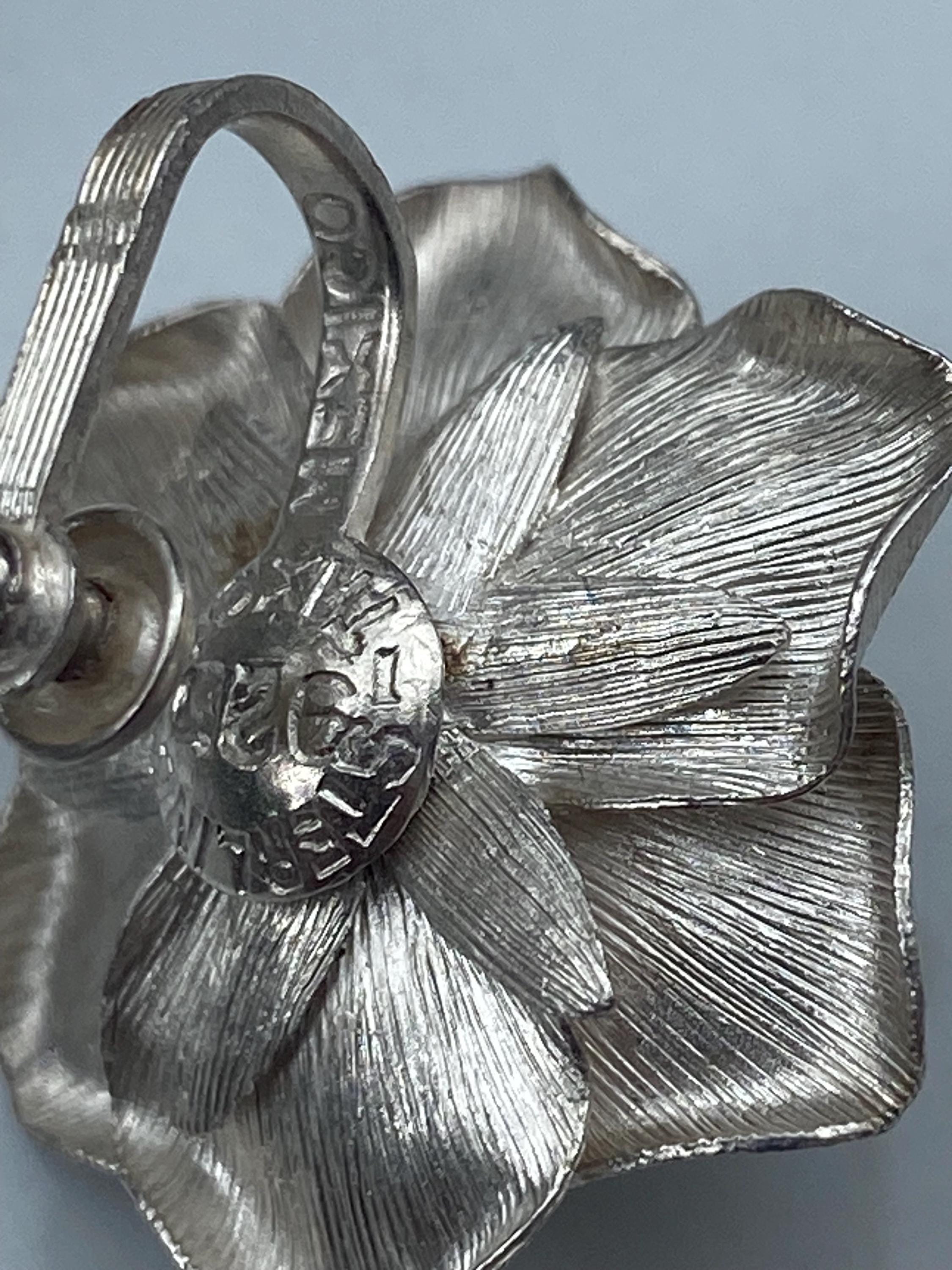 Taxco Dulce Plateros工房メキシコシルバー925 ブローチ Vintage Sterling Silver Taxco Mexican Rose Brooch and Screw Back