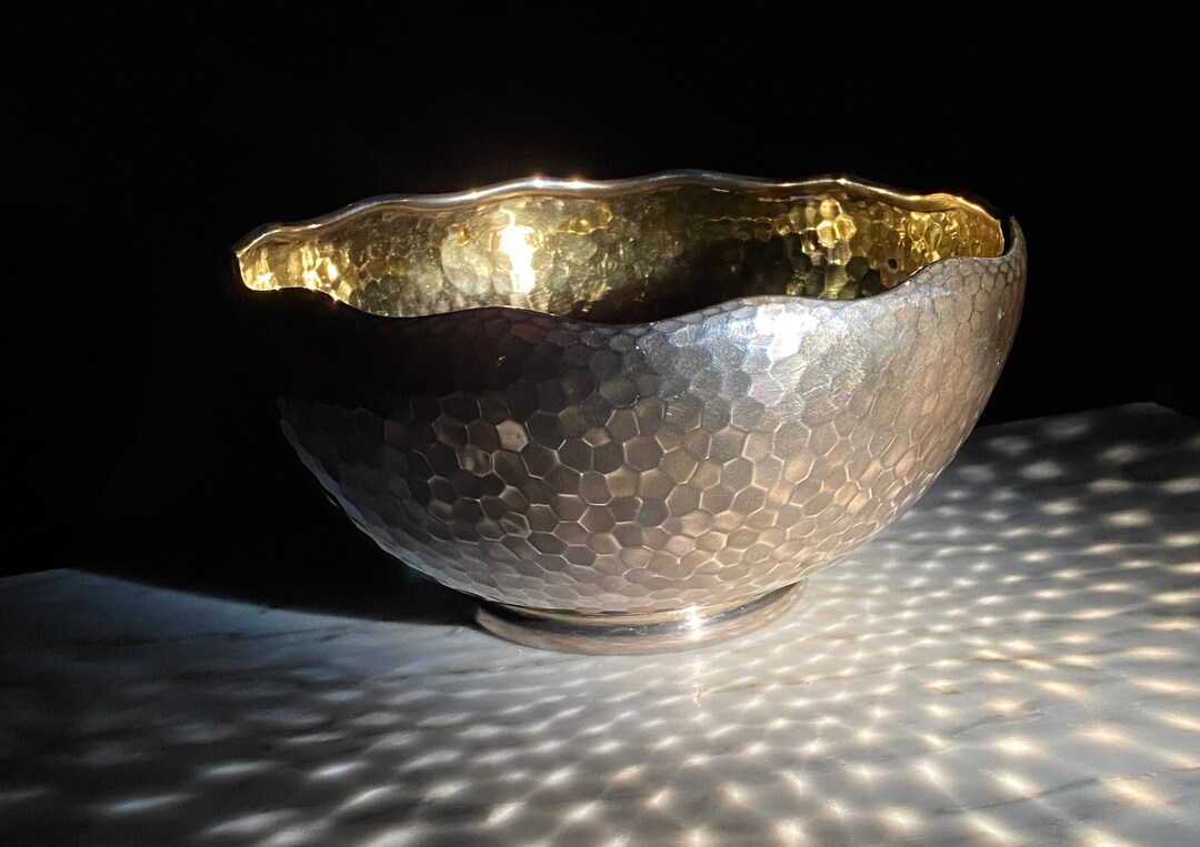 Tiffany & Co. 銀製ボウル Lot - TIFFANY & CO. STERLING SILVER BOWL